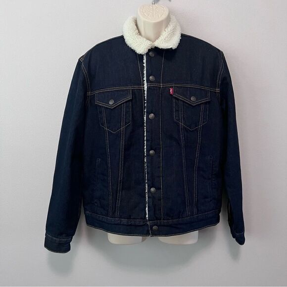 Levi's Dark Denim Sherpa Lined Trucker Jacket Size M - Picture 1 of 9